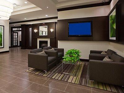Holiday Inn Express & Suites New Liskeard Bagian luar foto