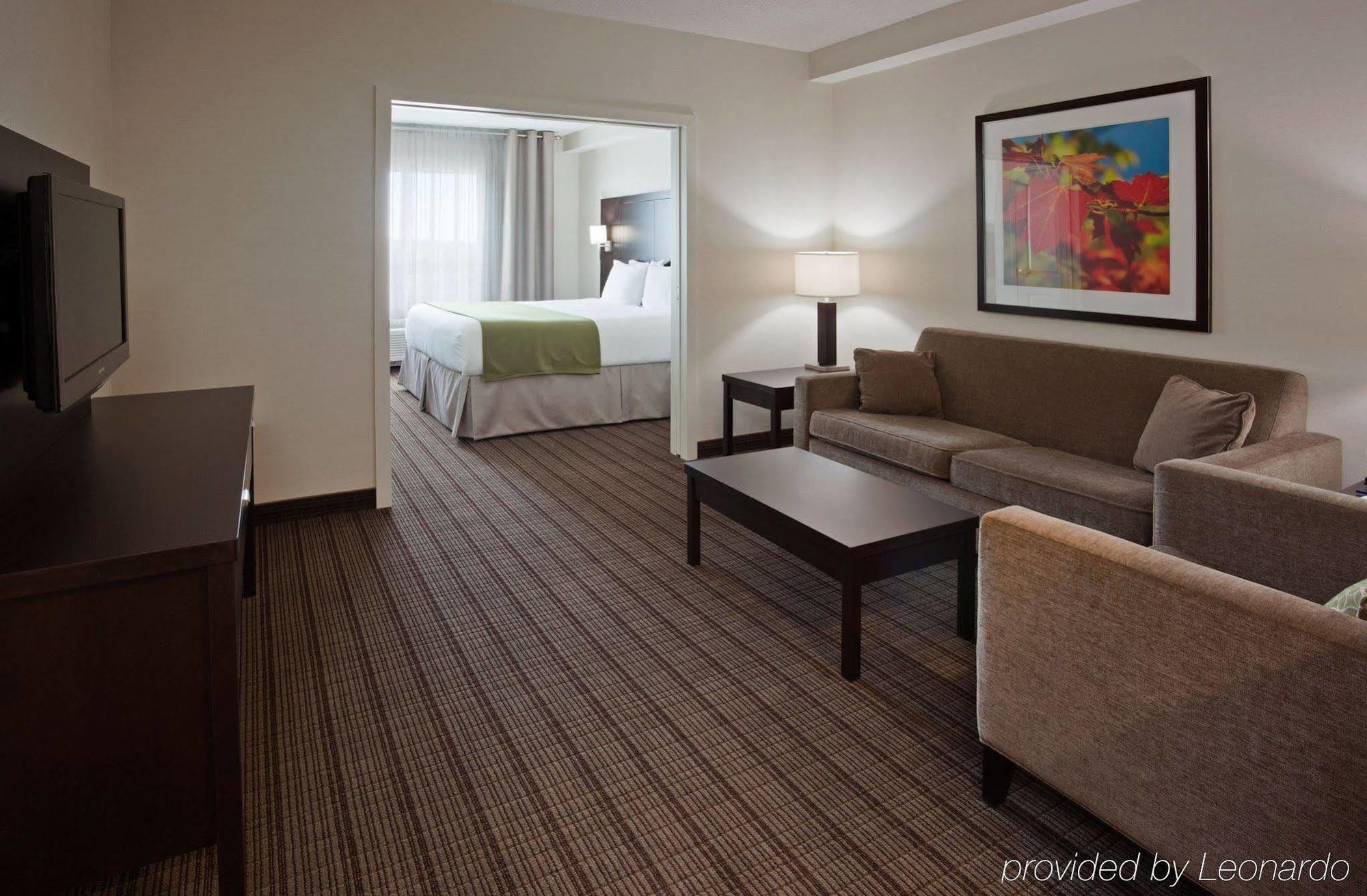 Holiday Inn Express & Suites New Liskeard Ruang foto